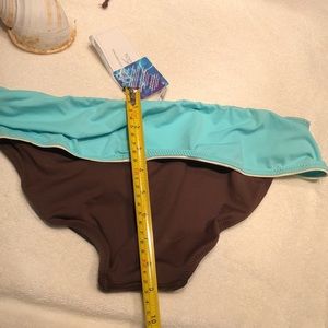 Swim bottem Large Speedo bikini top next post